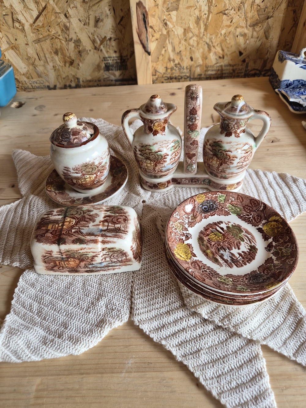 Nasco Mountain WoodLand 9 pc SET - Sugar, Oil And Vinegar,  Butter, Saucers